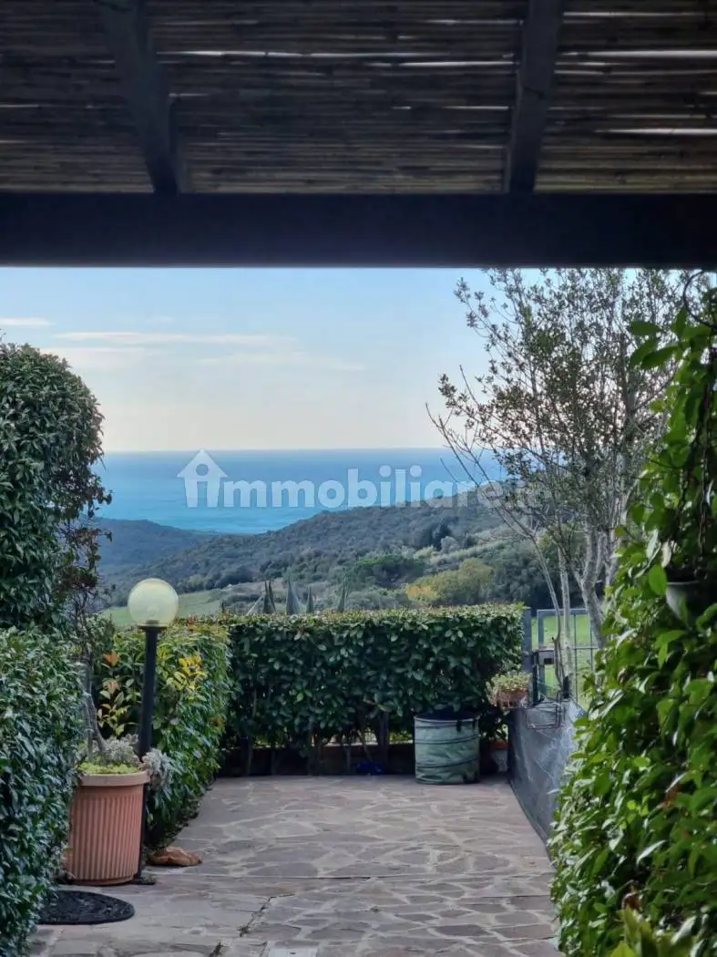 Appartamento in vendita a Rosignano Marittimo