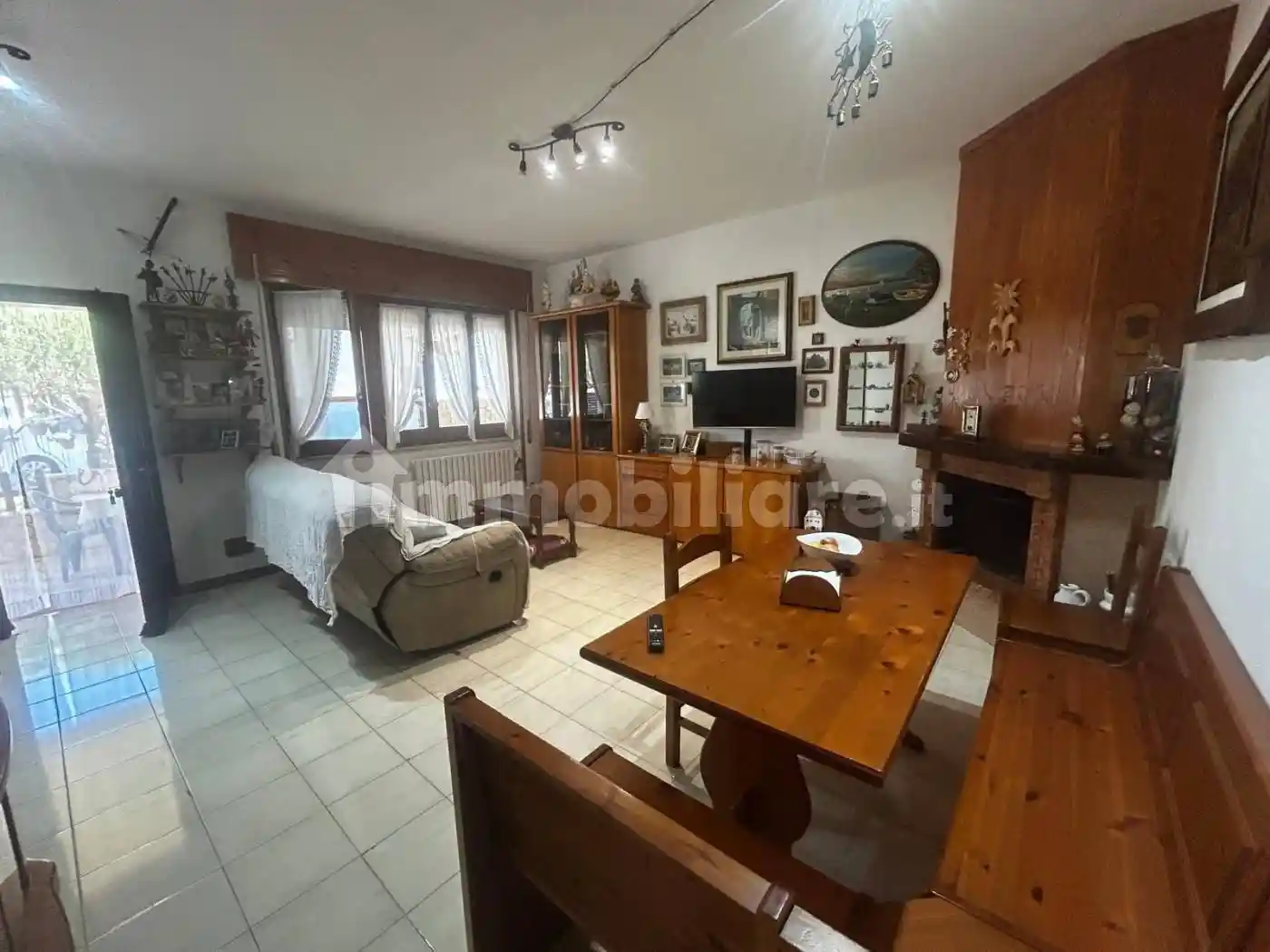 Villa in vendita a Nettuno