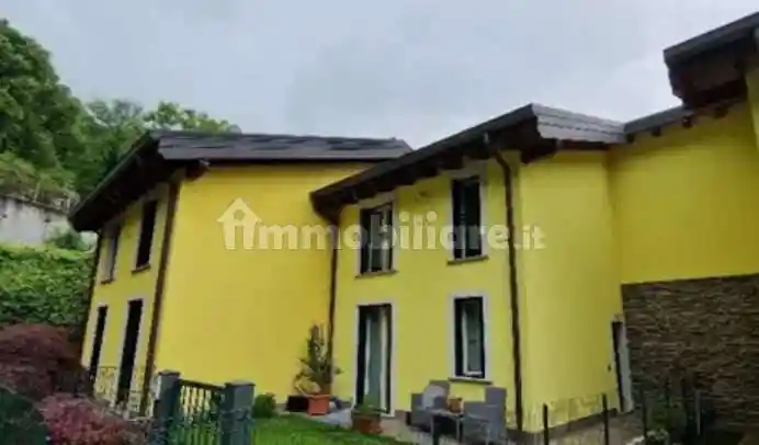 Villetta a schiera all'asta via San Michele, Valbrona - foto 2