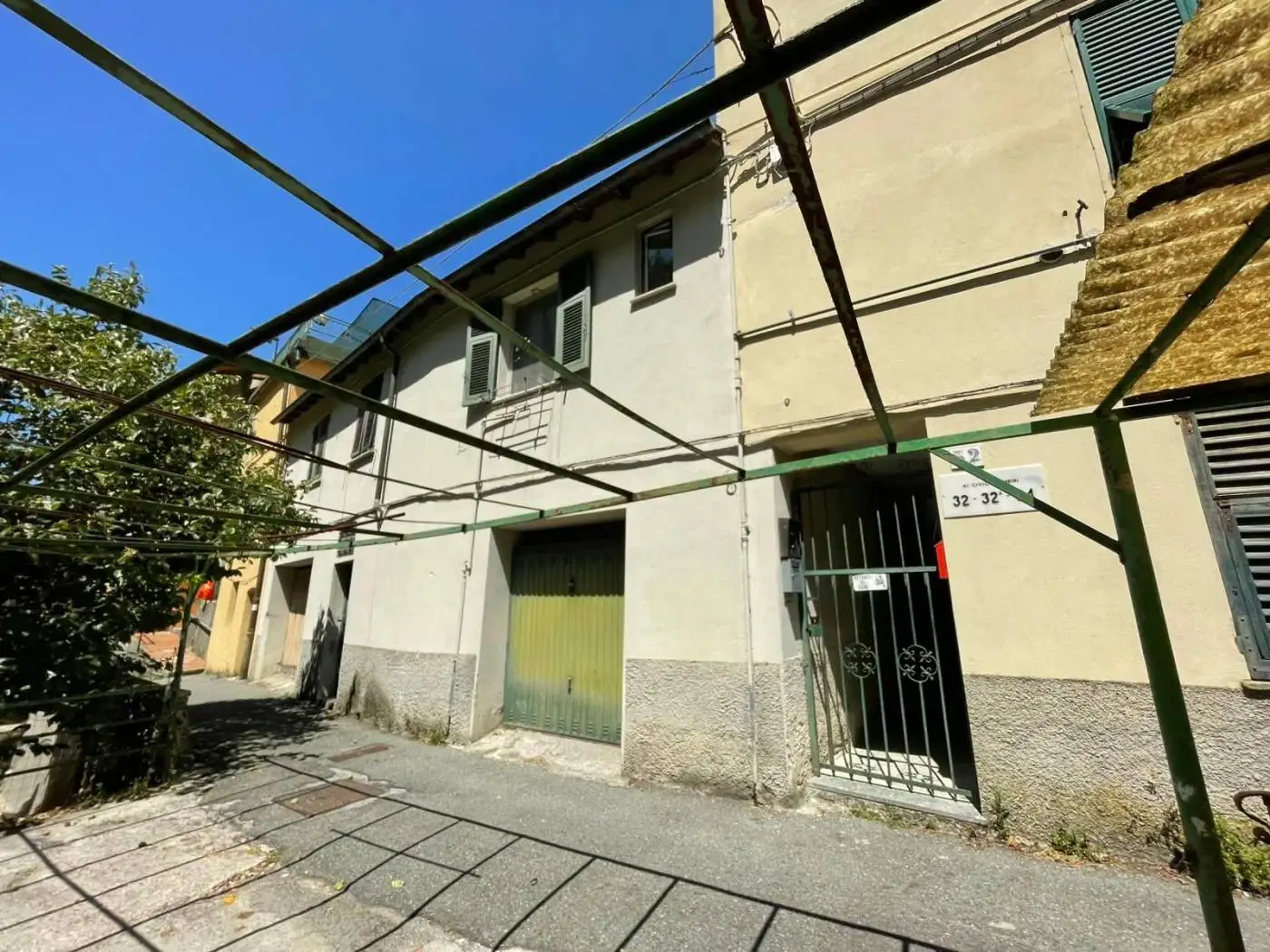 Casa indipendente in vendita a Genova