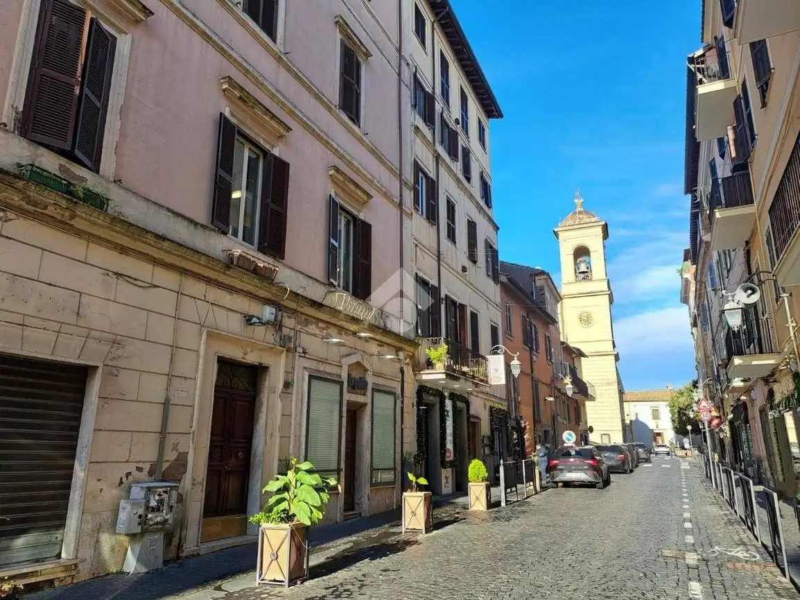 Appartamento in vendita a Albano Laziale