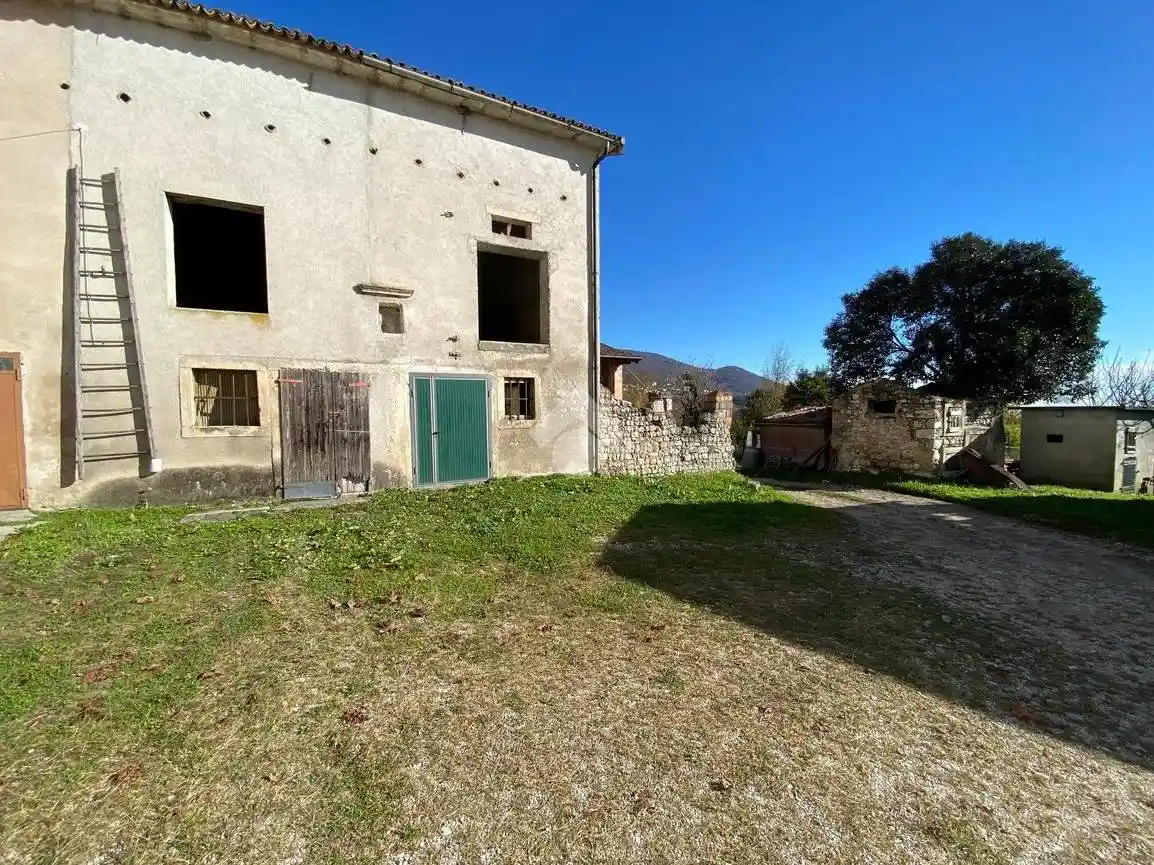 Rustico - Casale in vendita a Fregona