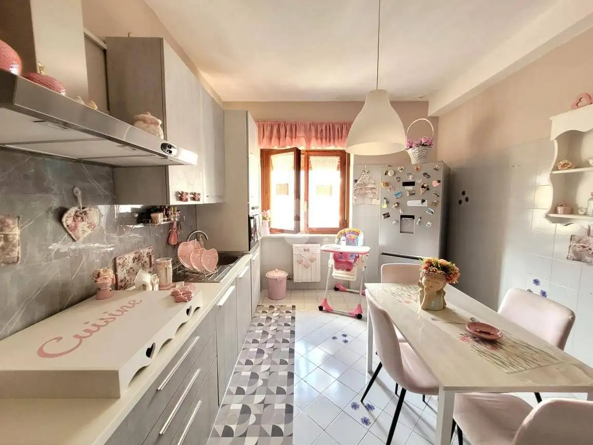 Trilocale via dante alighieri, Airola - foto 5