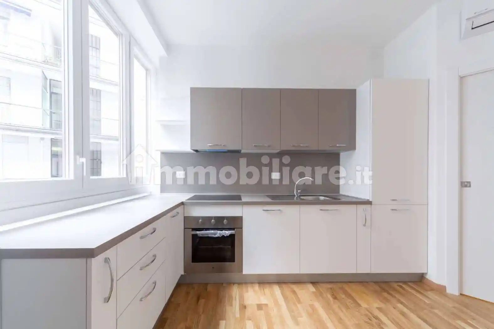 Trilocale viale Enrico Martini 9, Corvetto, Milano - foto 3