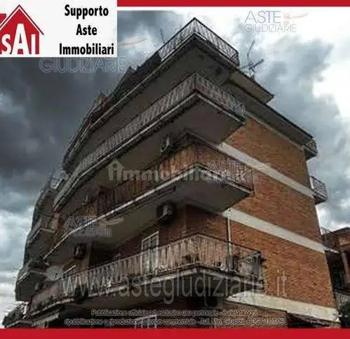 Appartamento in asta a Roma