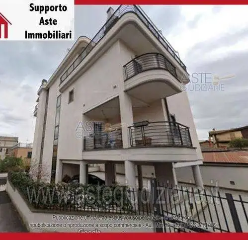 Appartamento in asta a Roma