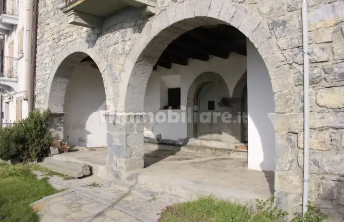 Villa in asta a Serina