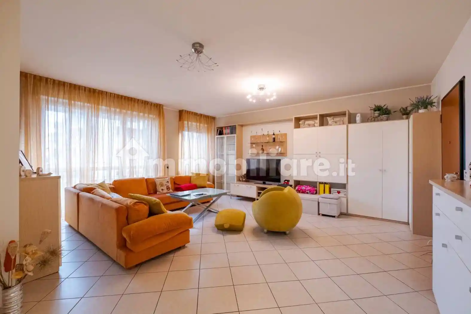 Trilocale via Carlo Perini 23, Quarto Oggiaro, Milano - foto 3