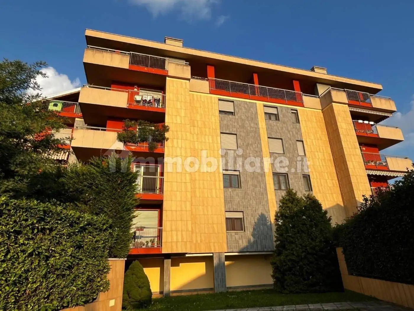 Appartamento in vendita a Novara