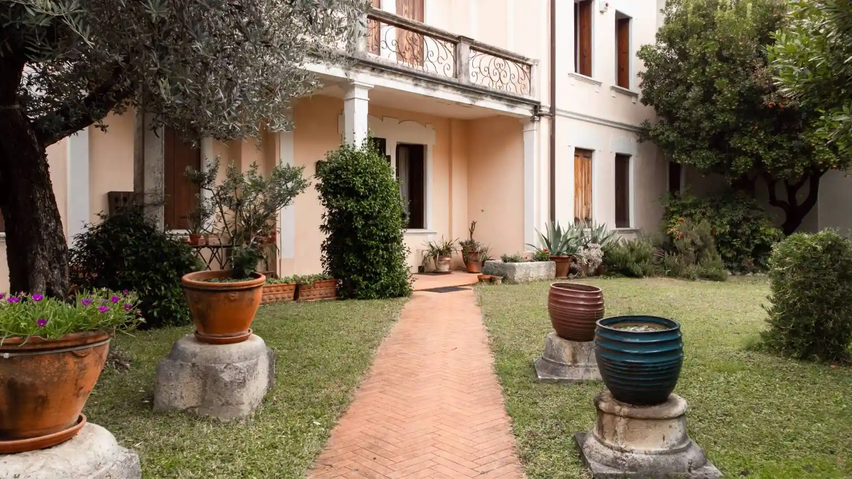 Villa unifamiliare via Costa 17, Centro, Bassano del Grappa - foto 2