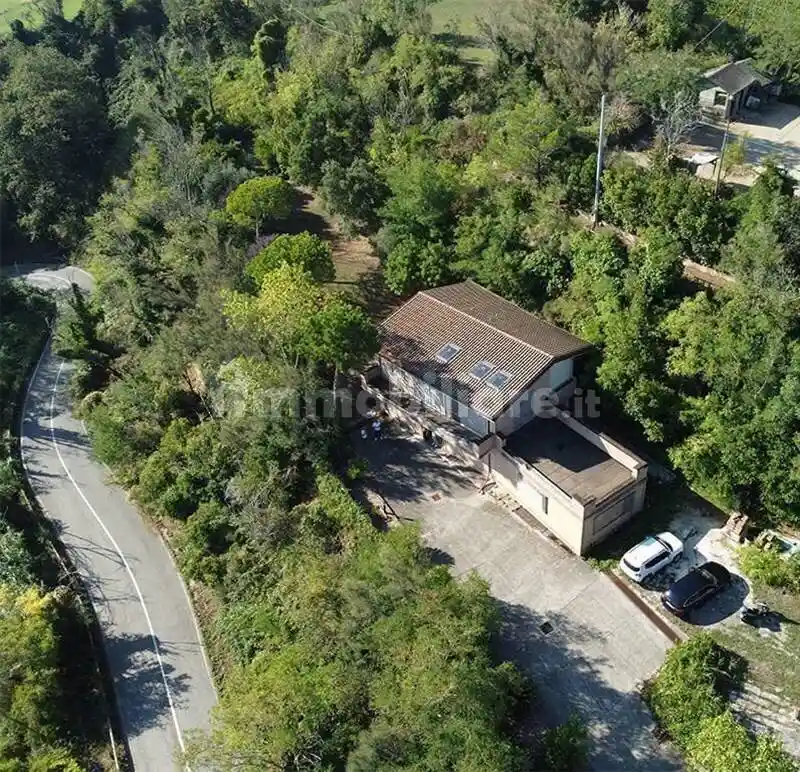 Villa unifamiliare Strada delle Rive di Fiorenzuola, Monte San Bartolo, Pesaro - foto 4