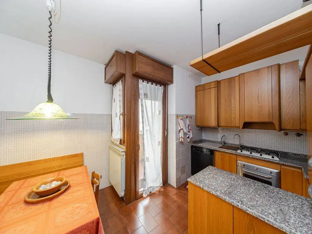 Quadrilocale via Ciro Menotti 3, Centro, Muggiò - foto 3