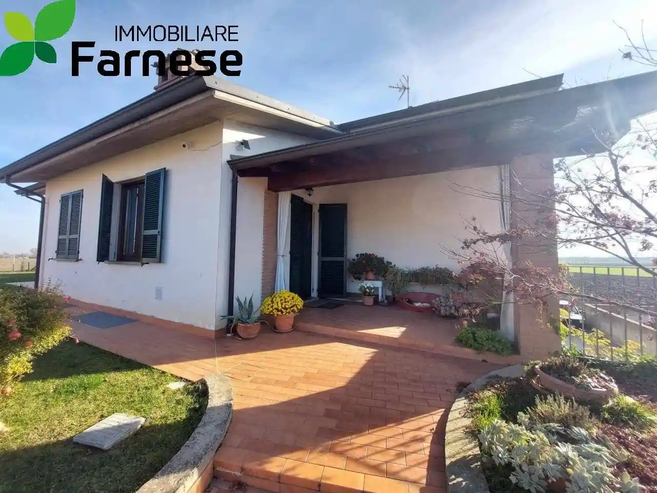 Villa in vendita a Podenzano