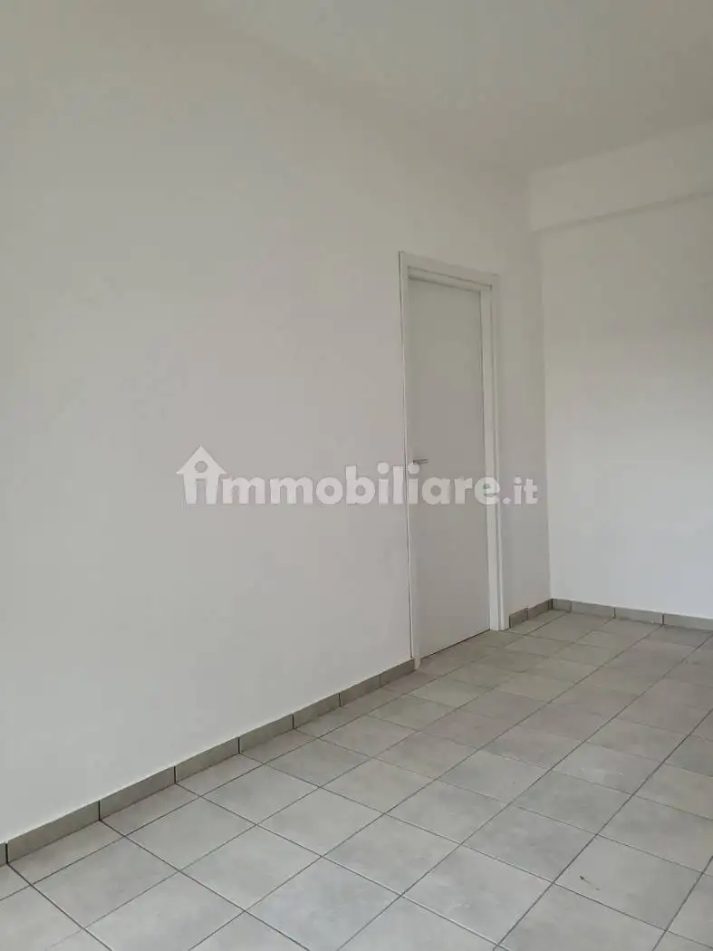 Bilocale via 4 Novembre 83, Centro, Cavaria con Premezzo - foto 2