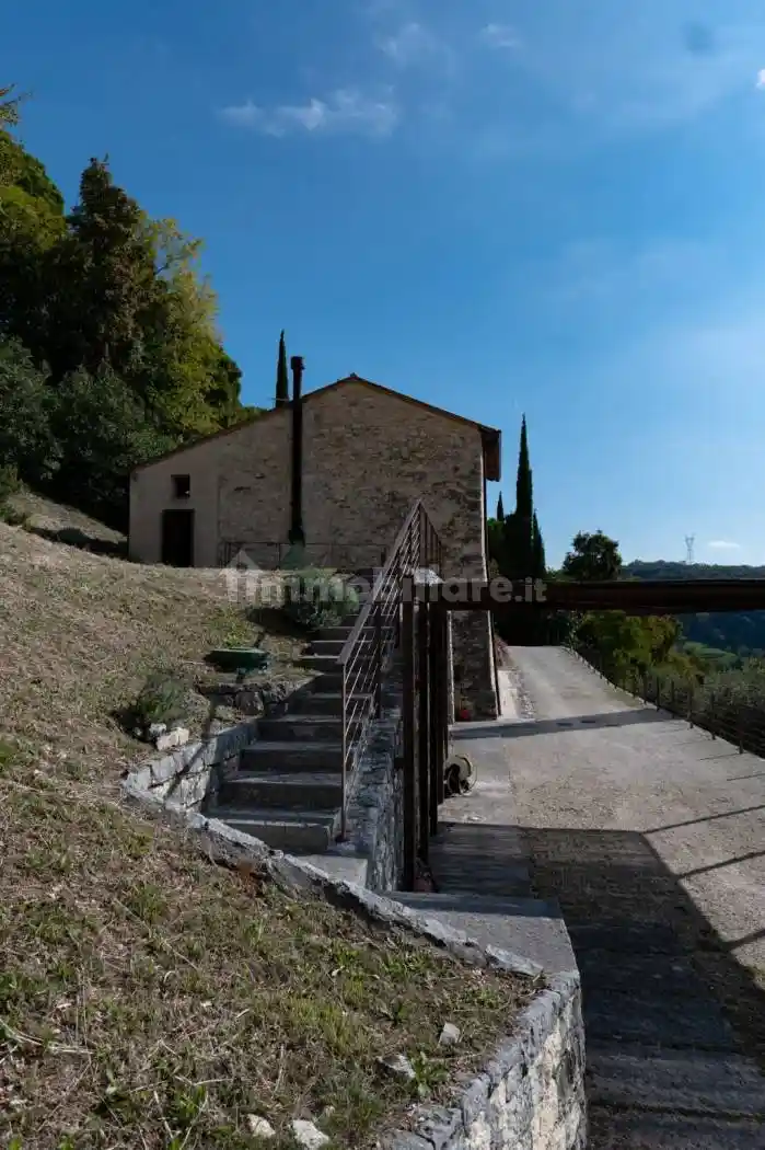 Villa unifamiliare Contra' Riva 35, Bassano del Grappa - foto 2