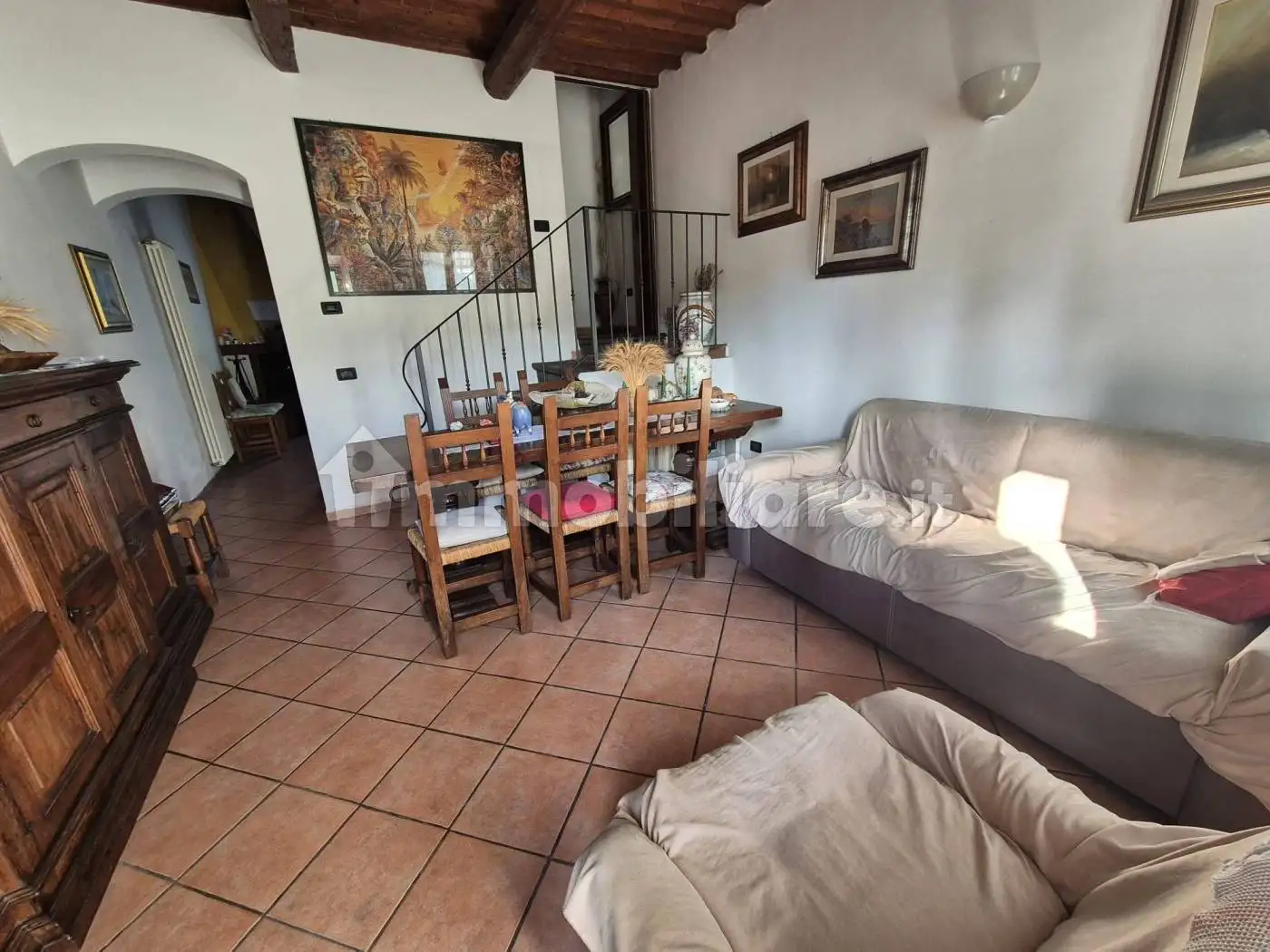 Casa indipendente in vendita a Campi Bisenzio