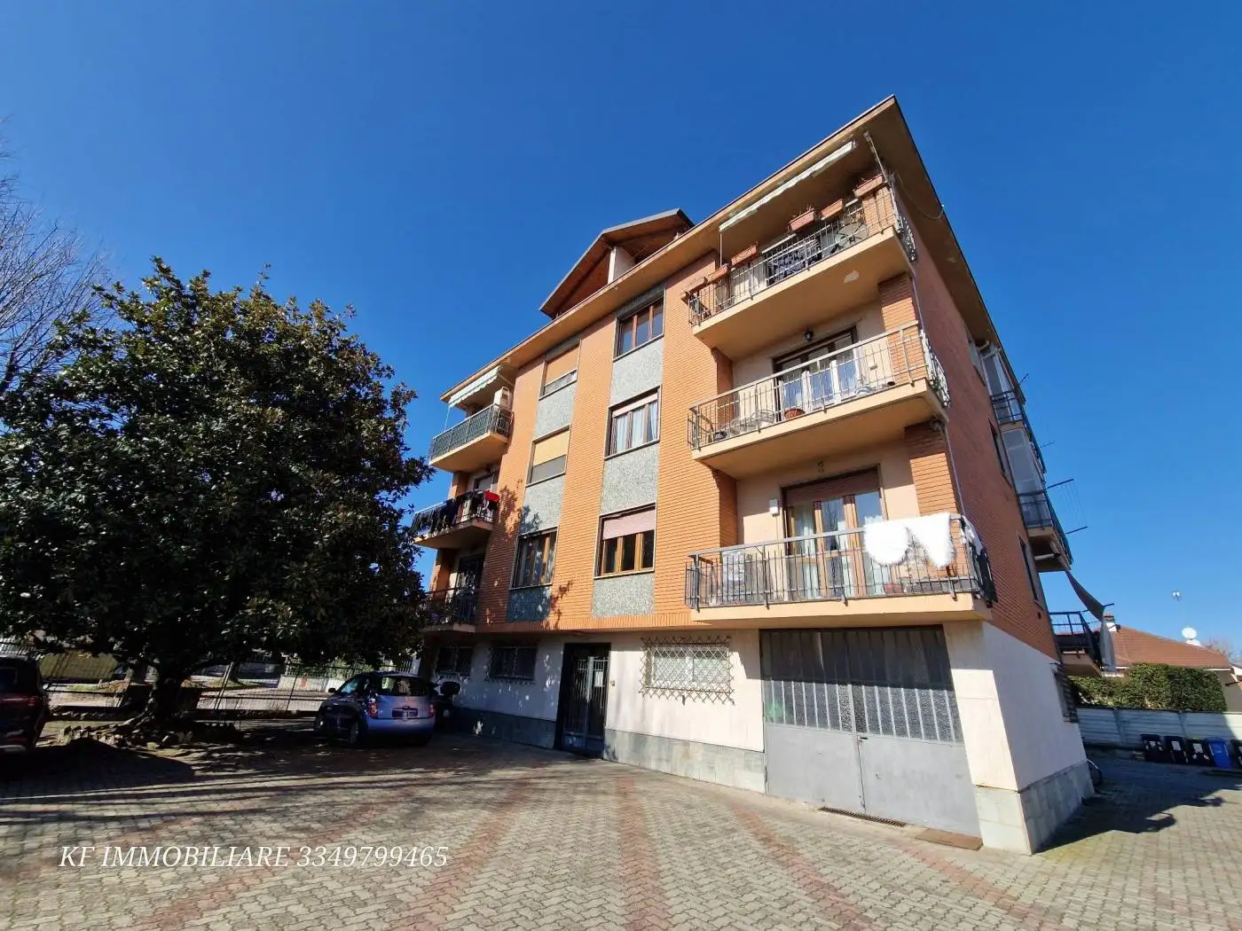 Trilocale viale Alcide Bona 54, Centro, Caselle Torinese - foto 2