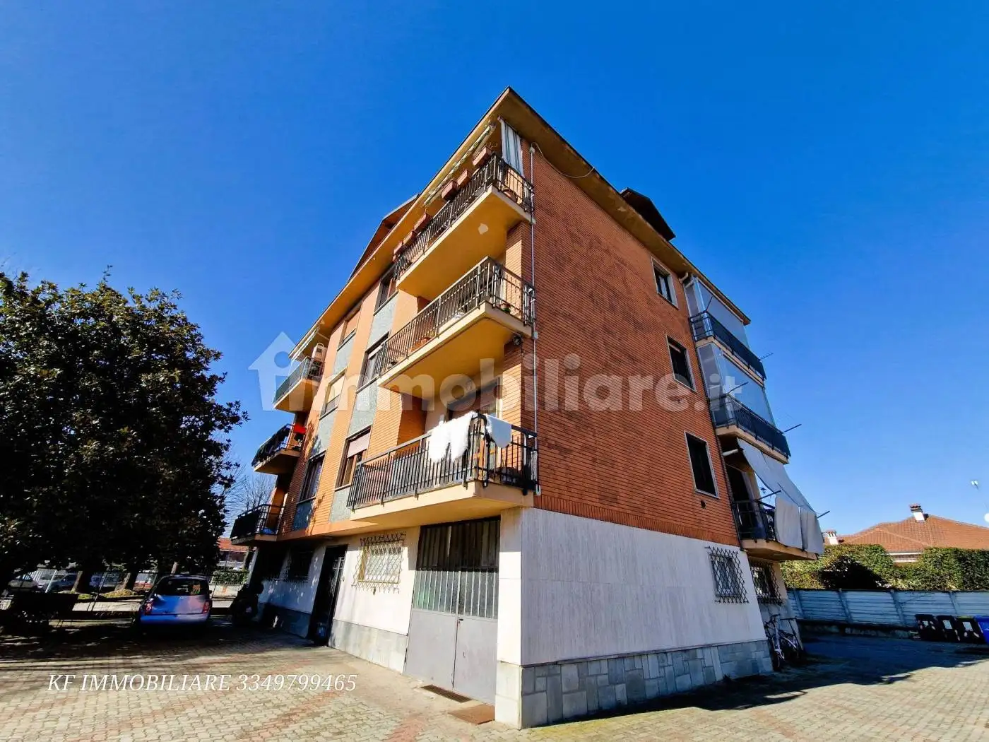 Trilocale viale Alcide Bona 54, Centro, Caselle Torinese - foto 3