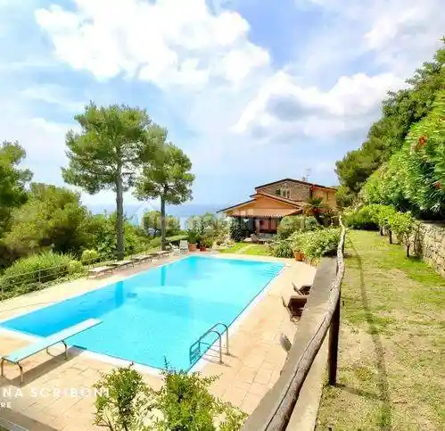 Villa in vendita a Andora