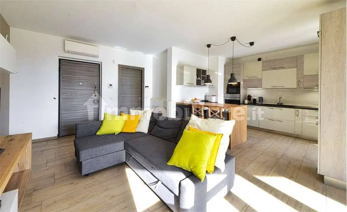 Trilocale via Martin Luther King, 78/B, Centro, Cislago - foto 3