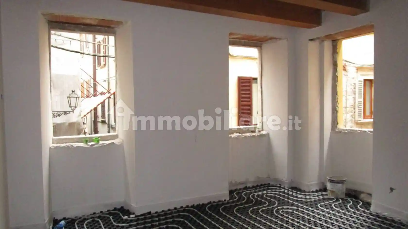 Palazzo - Edificio in vendita a Ascoli Piceno