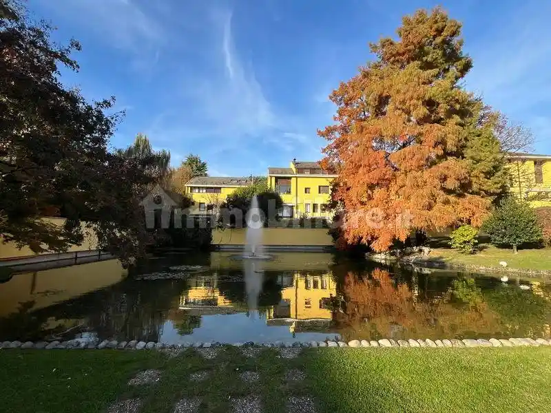 Appartamento in vendita a Lesmo