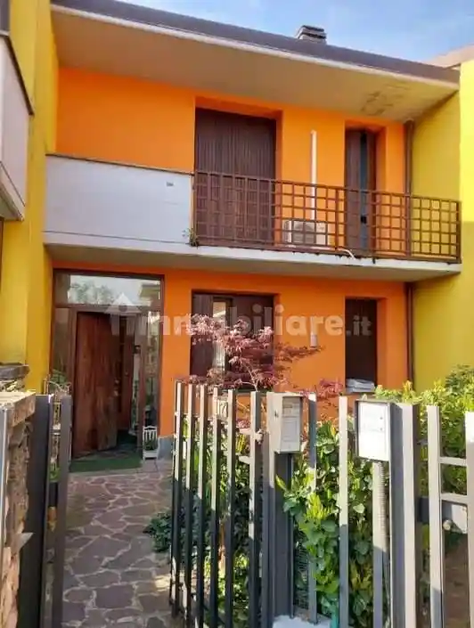 Villetta a schiera - foto 2