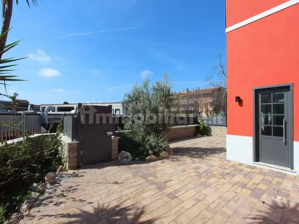 Quadrilocale via Girolamo Nisio 42, Cortina d'Ampezzo, Roma - foto 2