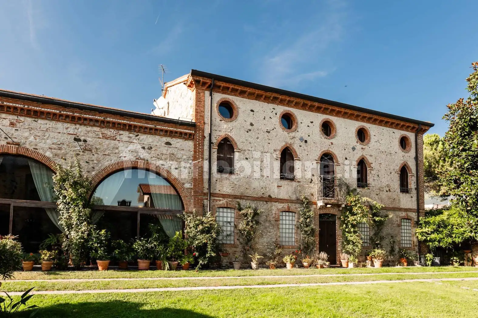 Villa in vendita a Carrè