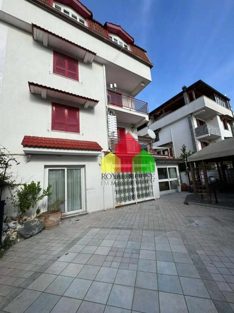 Villa in vendita a Giugliano in Campania