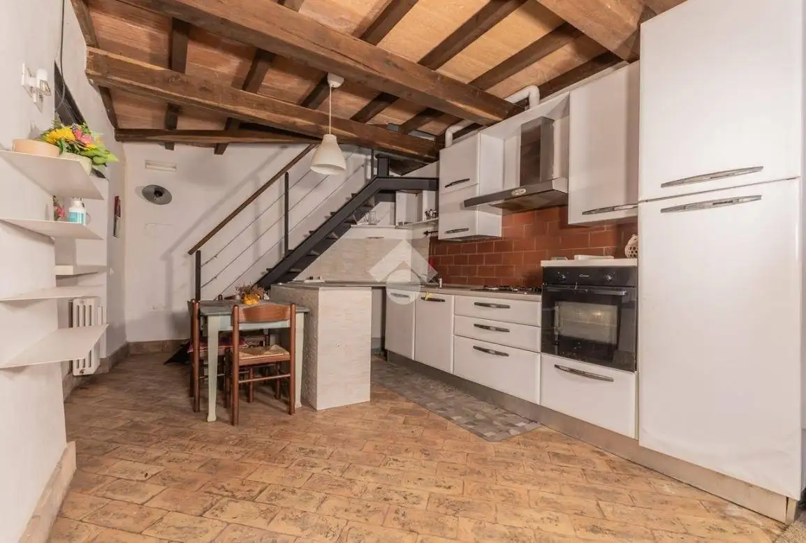 Appartamento in vendita a Capranica