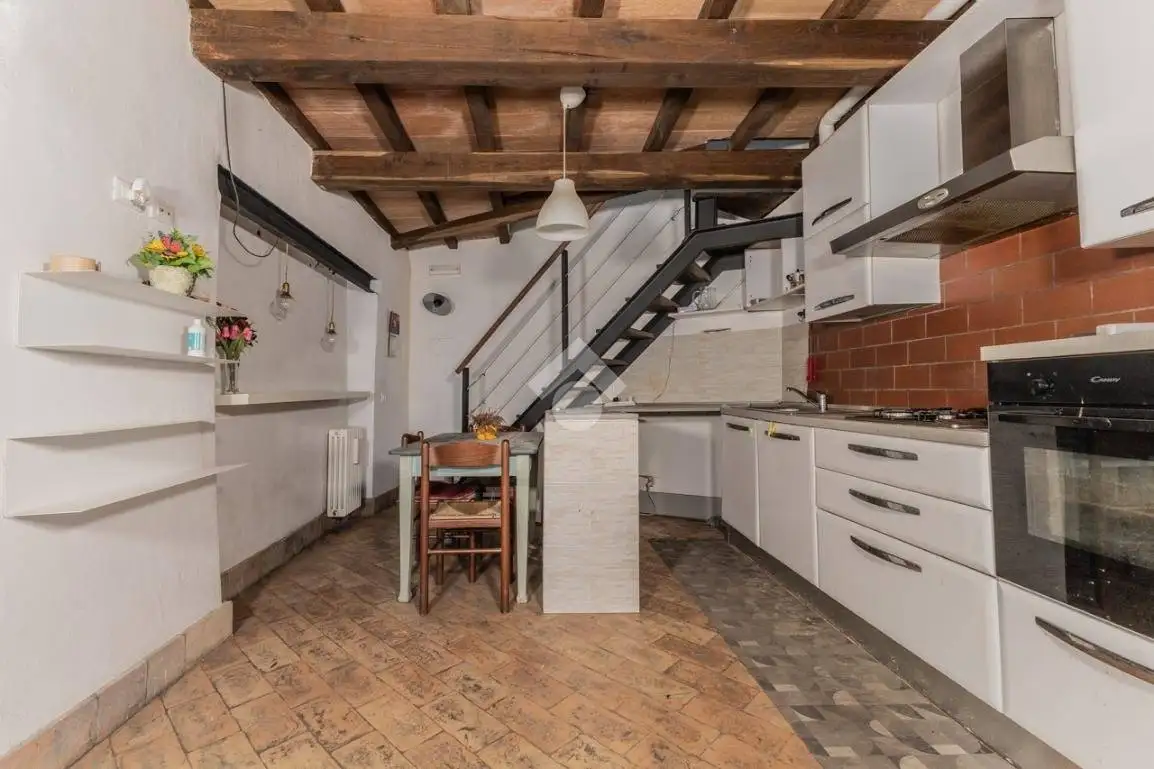 Trilocale vicolo Sciapparino 4, Centro, Capranica - foto 4