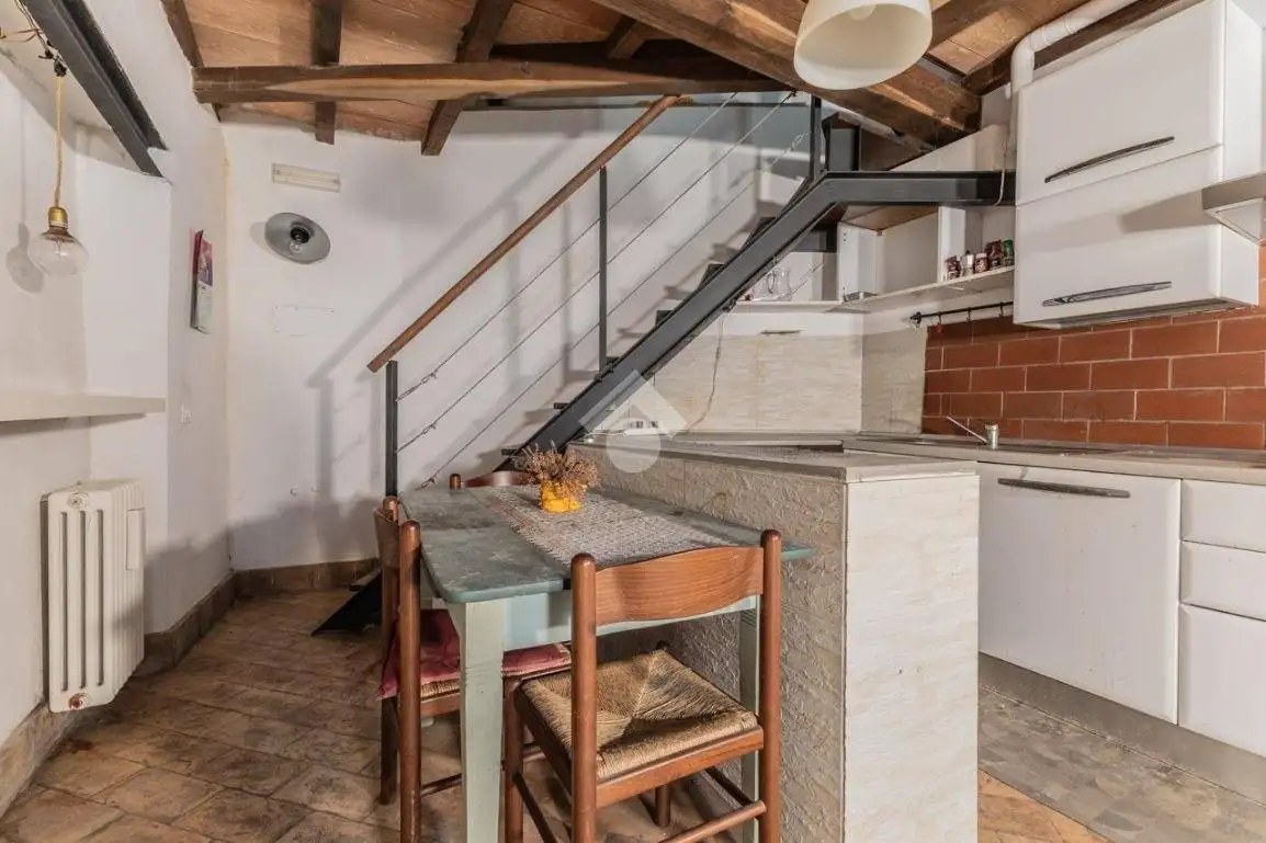 Trilocale vicolo Sciapparino 4, Centro, Capranica - foto 5