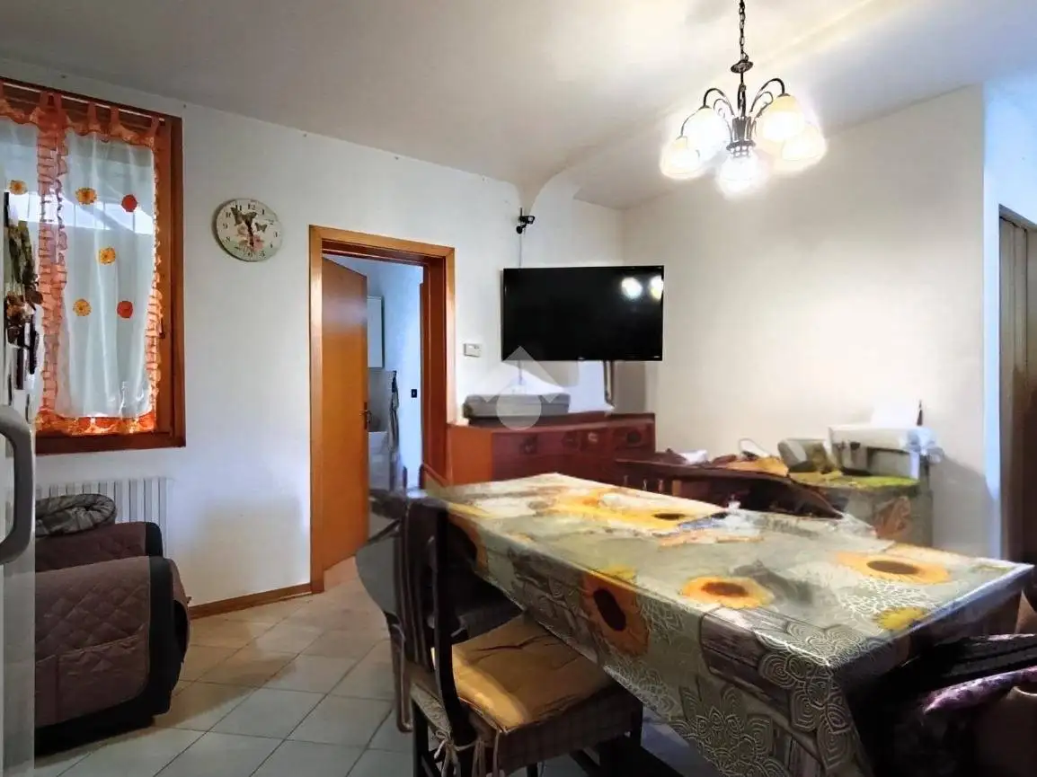 Bilocale via unità 34, Centro, Molinella - foto 4