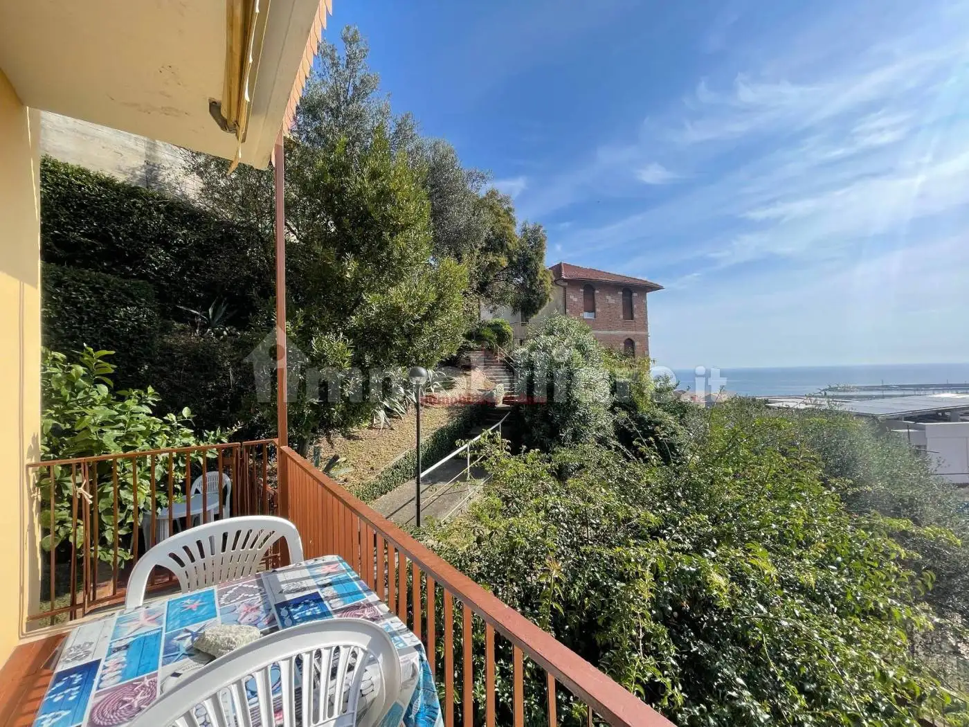 Appartamento in affitto a Varazze