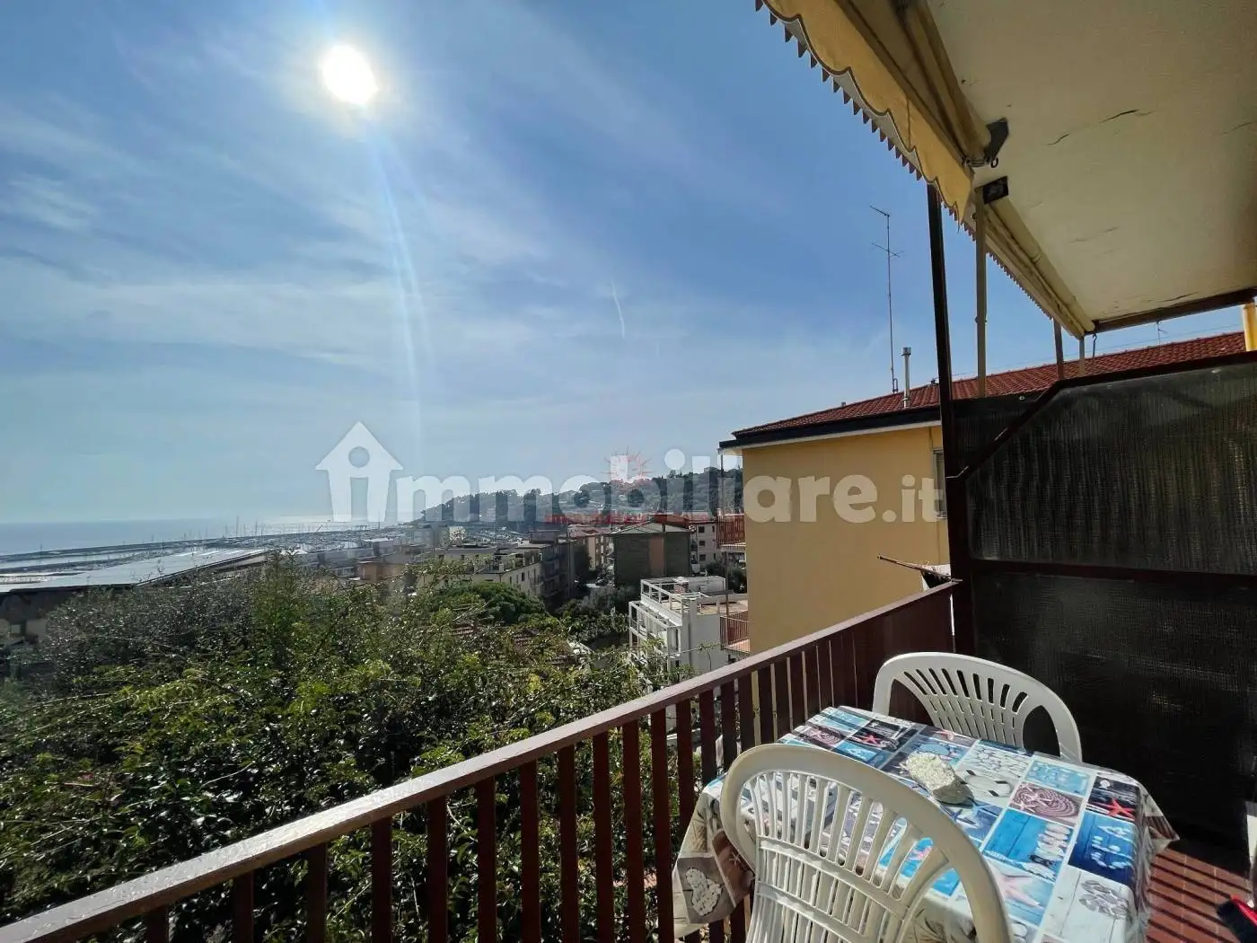 Trilocale via Sardi 22, Centro, Varazze - foto 2