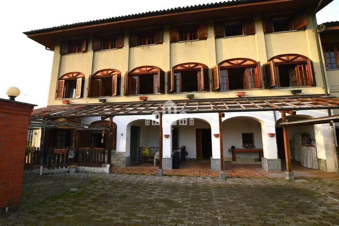 Casa indipendente in vendita a Ivrea