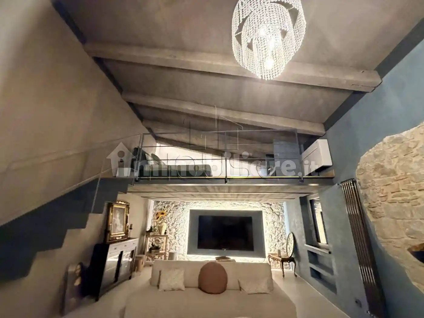 Trilocale via San lazzo 12, Centro, Castiglion Fiorentino - foto 2