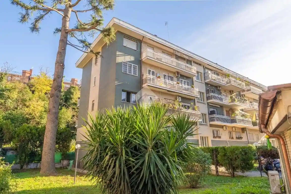 Appartamento in vendita a Roma