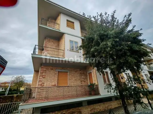 Quadrilocale via del Milite Ignoto 49, Lungomare - Strada Parco, Pescara - foto 3