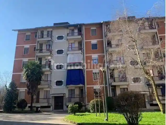 Appartamento in vendita a Limbiate