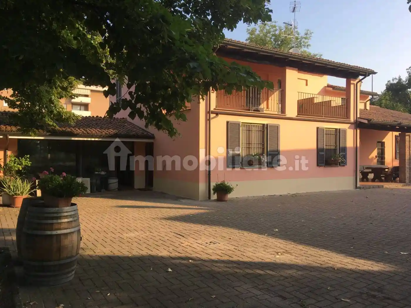 Villa unifamiliare Strada Agazzana, Zona 2000, Piacenza - foto 4