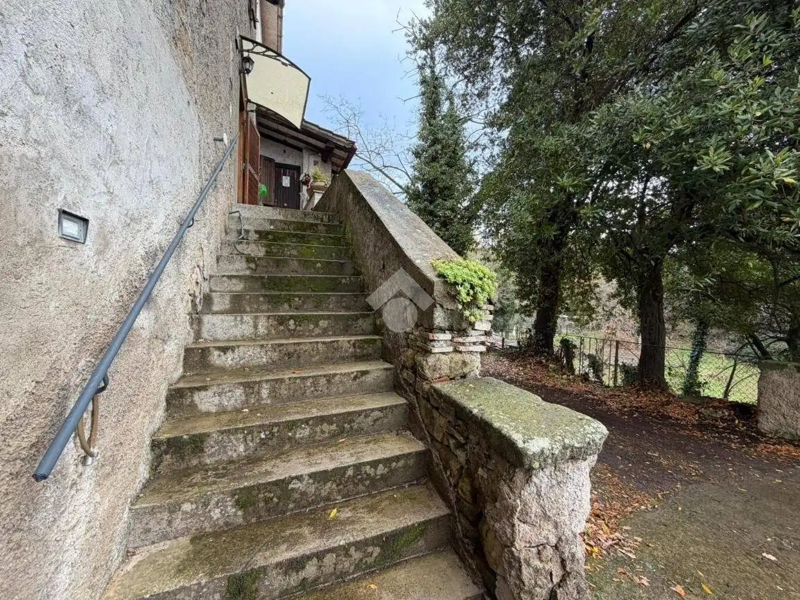 Casa indipendente in vendita a Viterbo