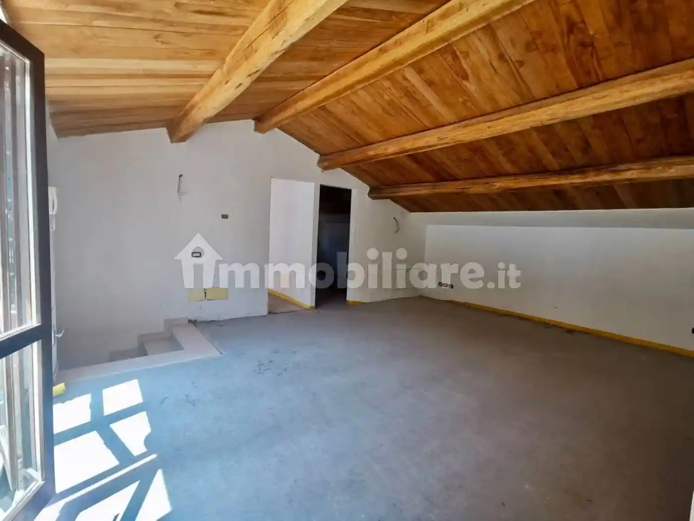 Trilocale viale Trento E Trieste, Centro Storico, Spoleto - foto 3