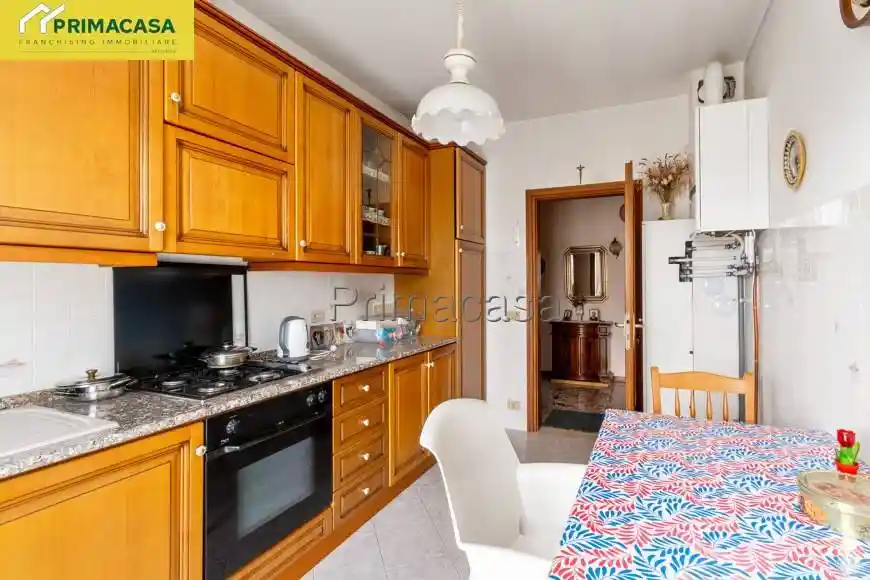 Appartamento via Arnaldo Ghidoni 5, Centro, Correggio - foto 4