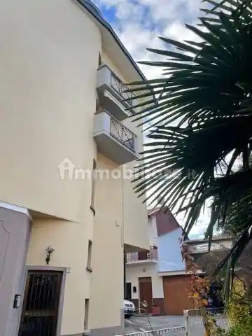 Appartamento in vendita a Lomazzo
