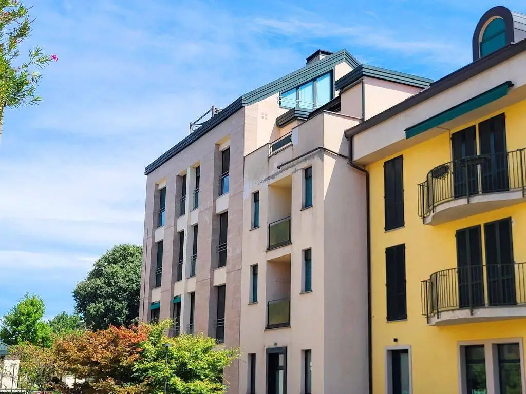 Appartamento in vendita a Arcore