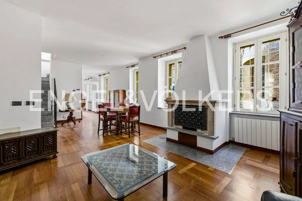 Appartamento in affitto a Varese