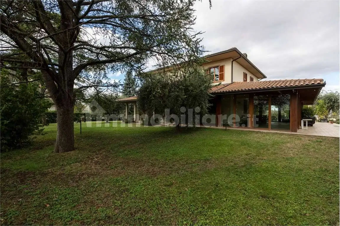 Villa in vendita a Assisi