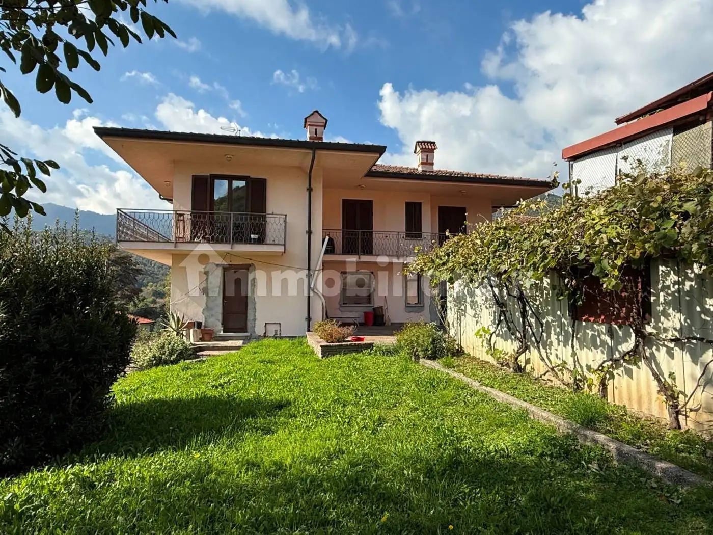 Villa unifamiliare via Carlo Mazza 4, Centro, Asso - foto 2